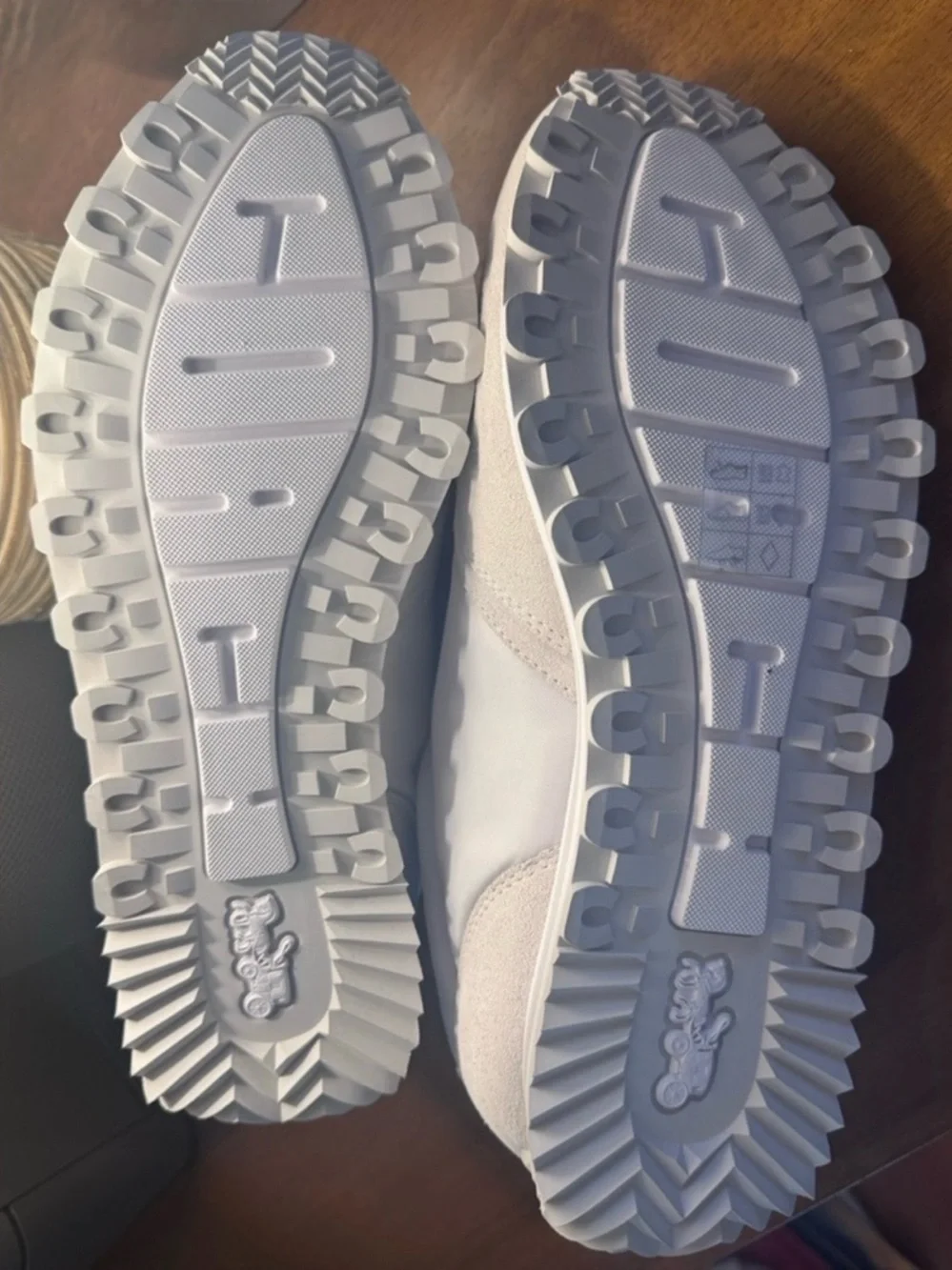 Authentic Coach Runner Sneaker
Size 9.5 - Picture 10 of 11